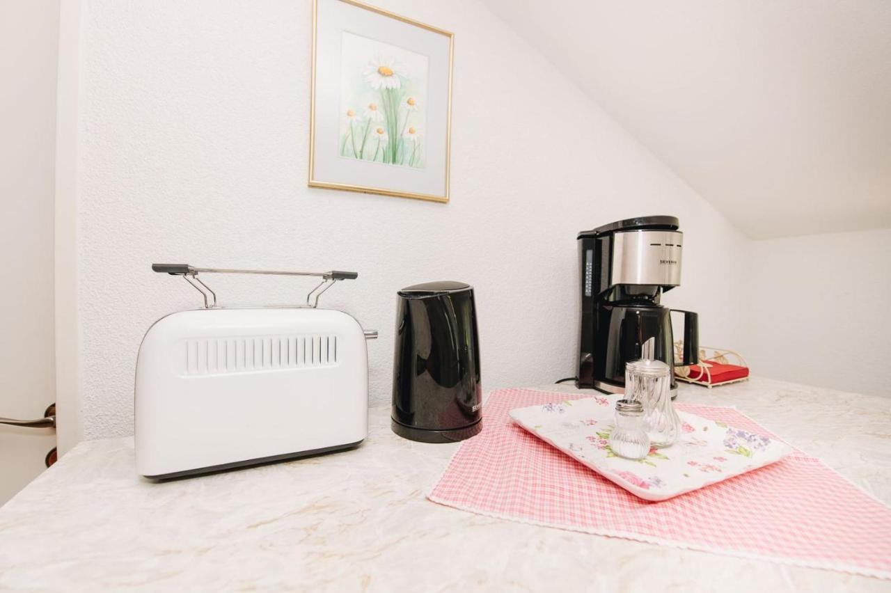 Ferienwohnung Menzer Am See Ohningen Bagian luar foto
