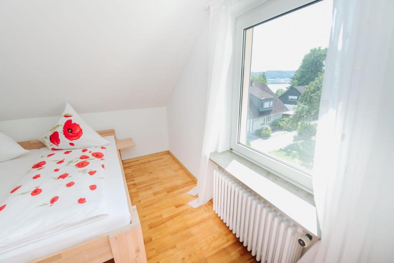 Ferienwohnung Menzer Am See Ohningen Bagian luar foto