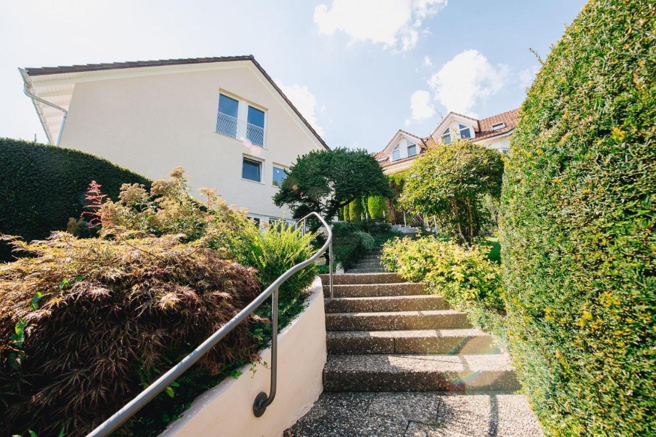 Ferienwohnung Menzer Am See Ohningen Bagian luar foto